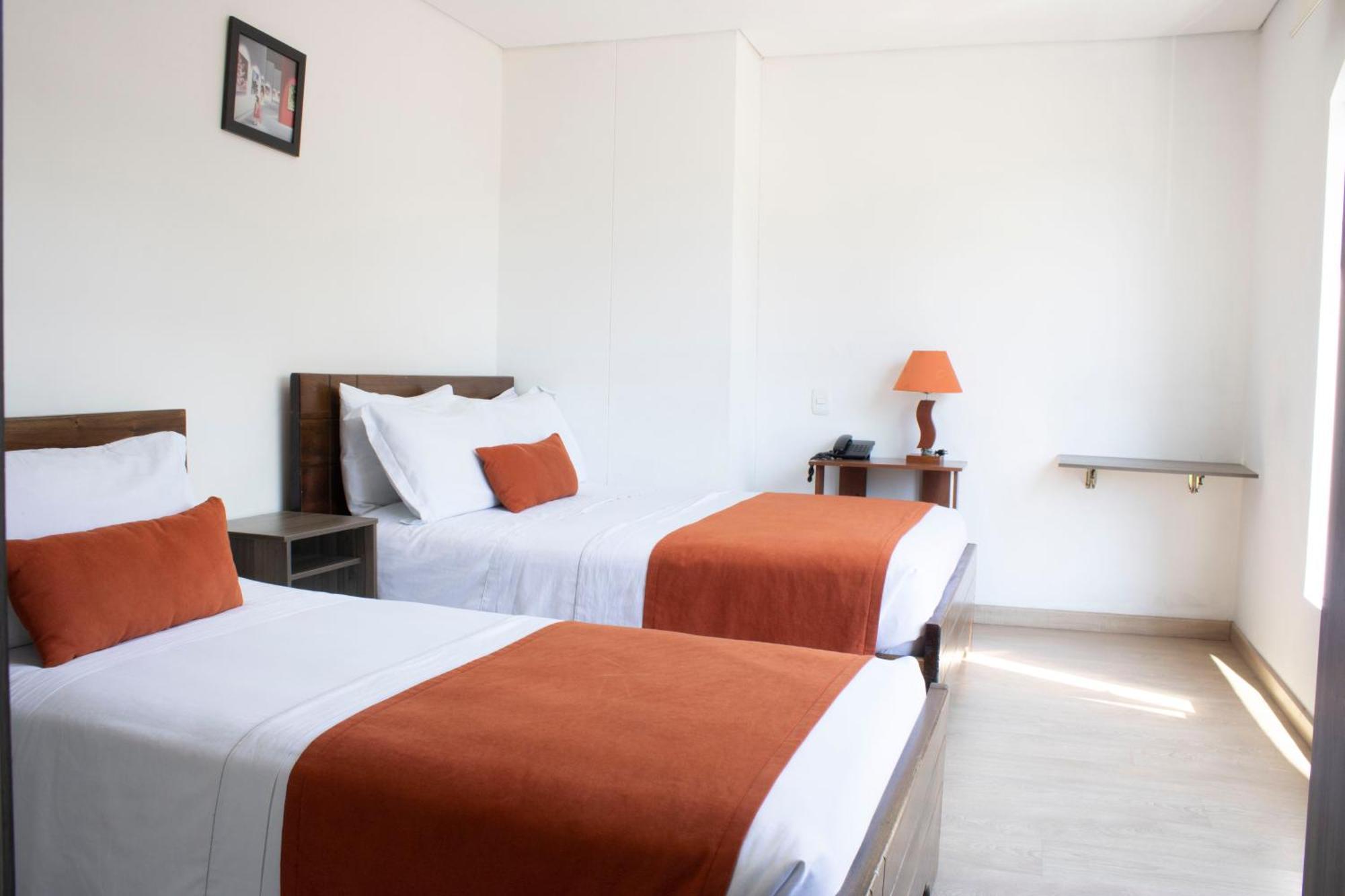 Hotel Portal De Los Andes Bogotá Kültér fotó