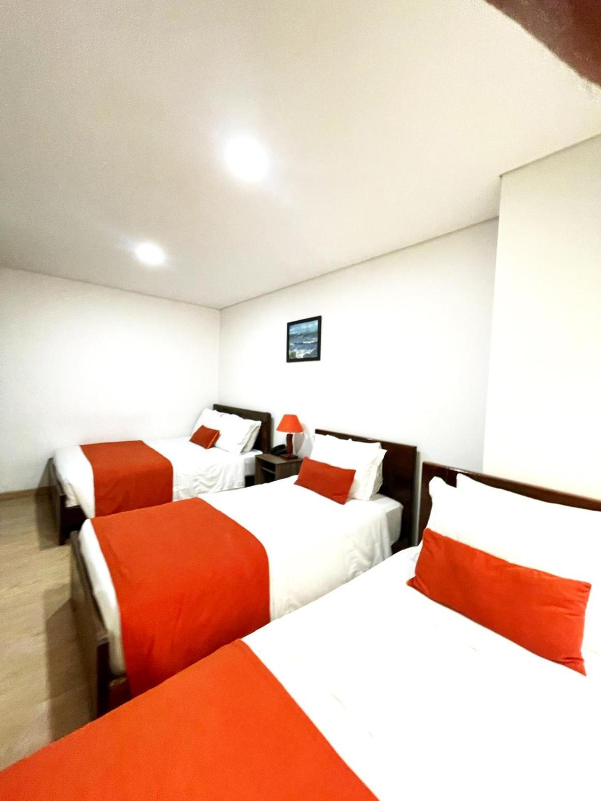 Hotel Portal De Los Andes Bogotá Kültér fotó